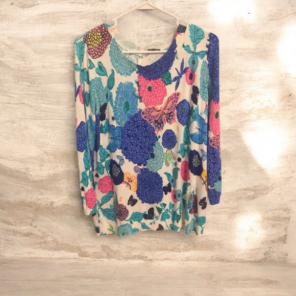 Tops - Talbots Floral Butterfly Button-Back Spring Top | Reversible Cardigan Style